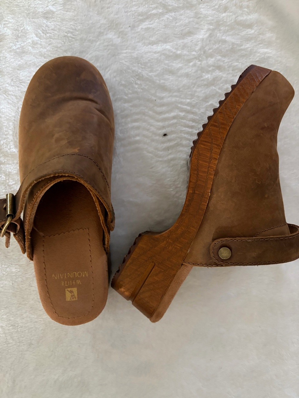 White Mountain Brown Leather Clog Mules with Buckle Detail